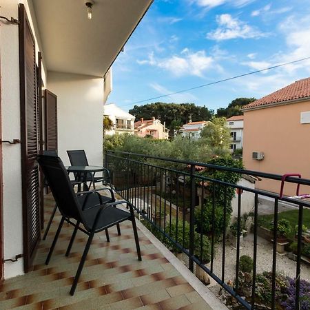 Apartment Beautiful Garden By Rent Istria Poreč Buitenkant foto