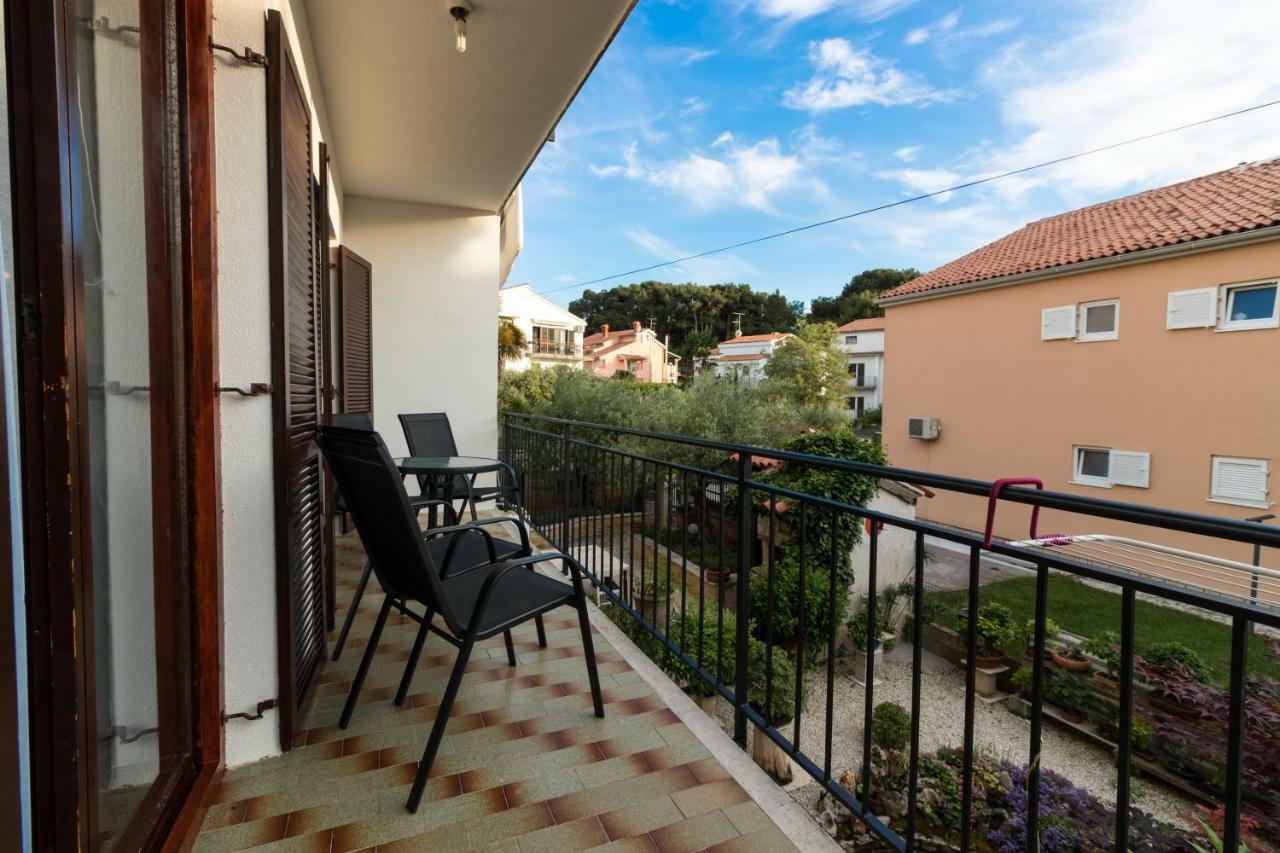 Apartment Beautiful Garden By Rent Istria Poreč Buitenkant foto